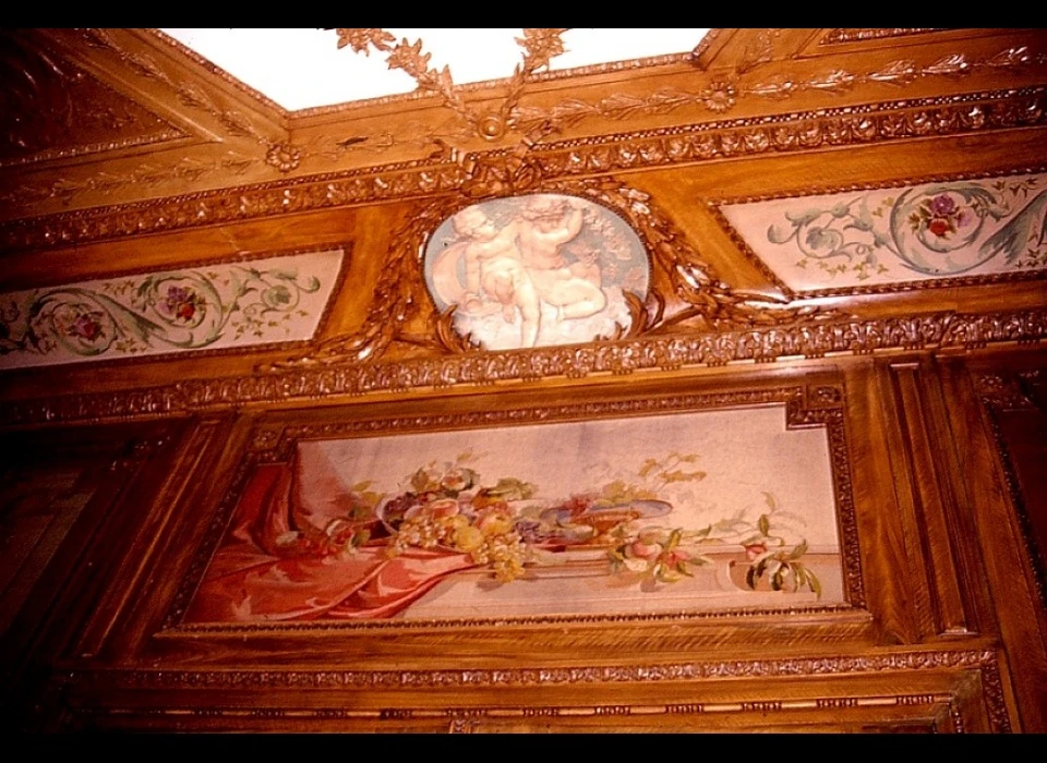 Herengracht 502, Detail plafond met schildering in eetzaal (2002)