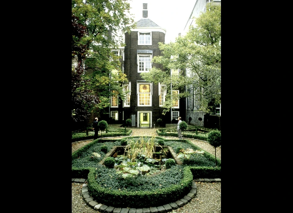 Herengracht 446 tuin en achterzijde huis (2014)
