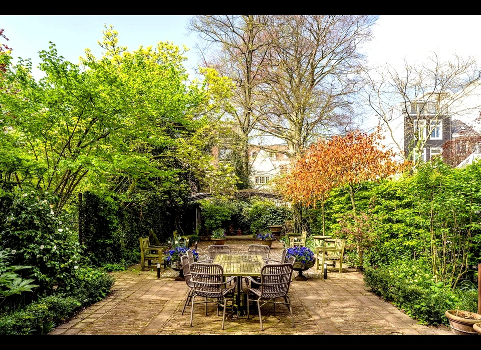 Herengracht 106 tuin gezien vanaf huis (2025)
