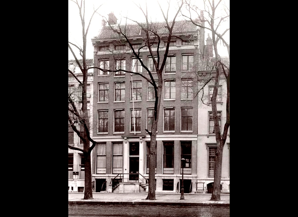 Herengracht 132 lijstgevel (1958)