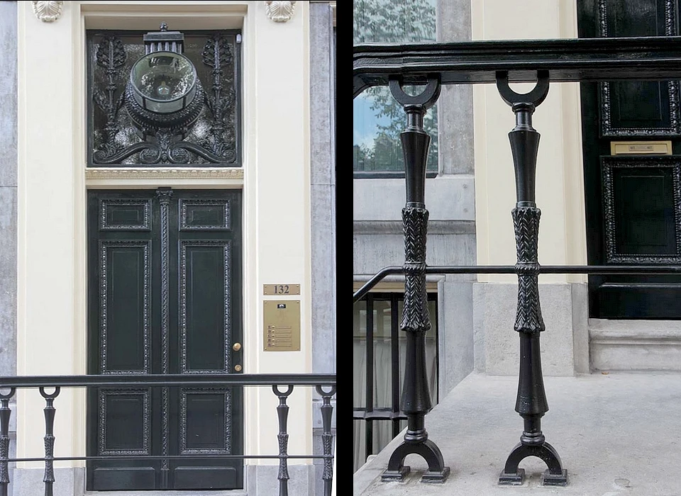 Herengracht 132 entree en balusters stoephek (2016)