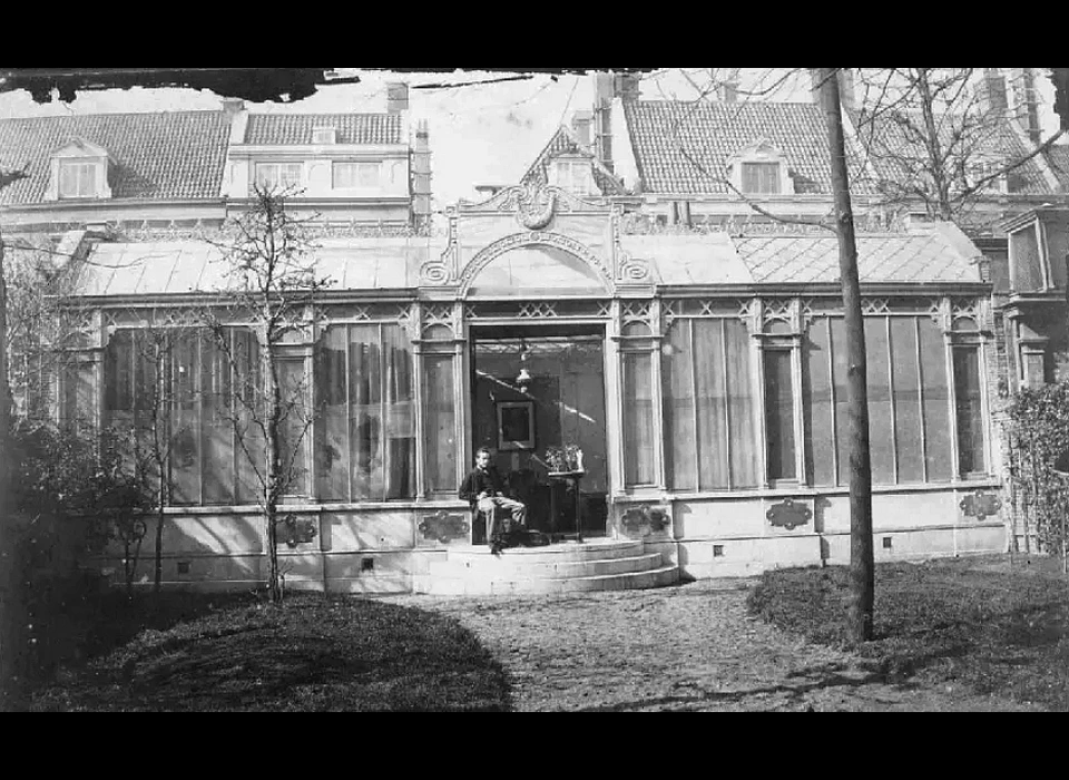 Herengracht 132 Claude August Crommelin voor tuinhuis (1866)