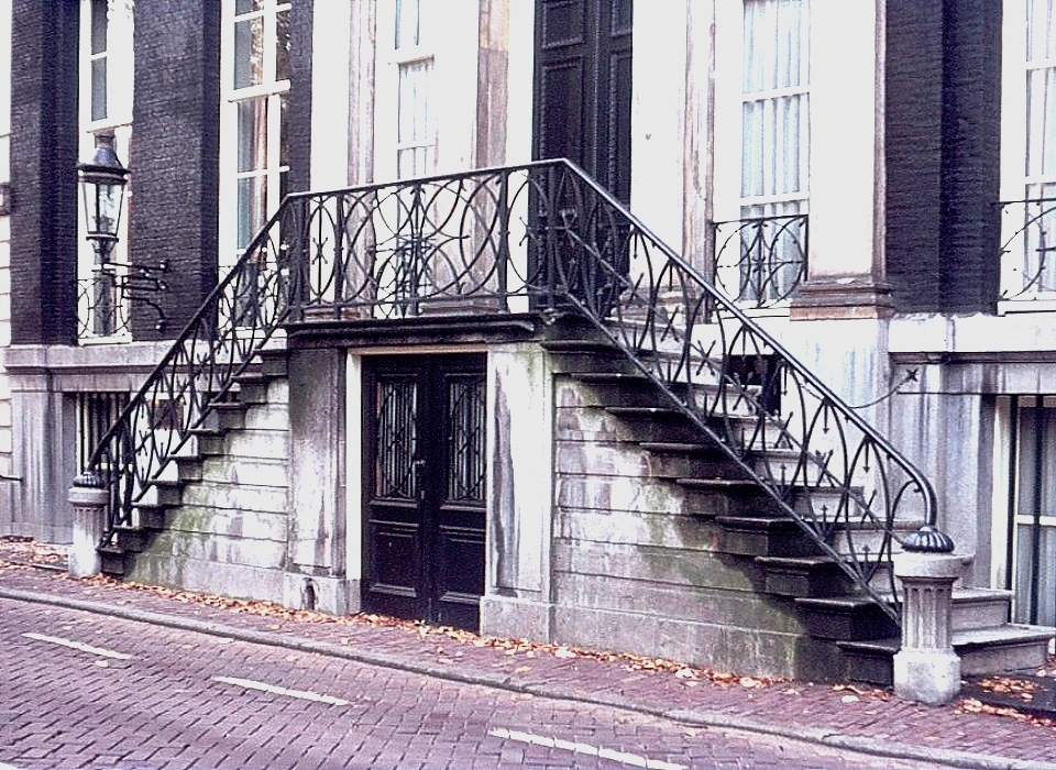 Herengracht 446 dubbele stoep met onderingang (1975)
