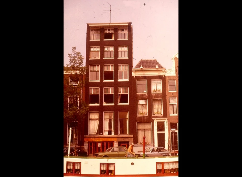 Herengracht 18-20 lijstgevel (1981)