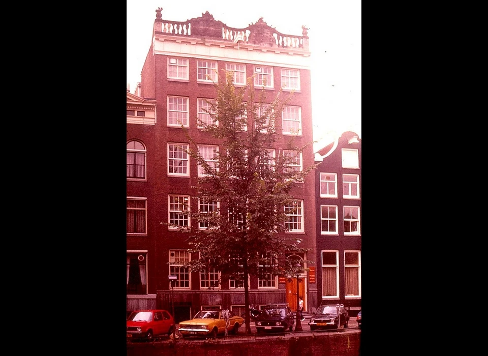 Herengracht 244-246 gebouw Bothnia lijstgevel (1981)