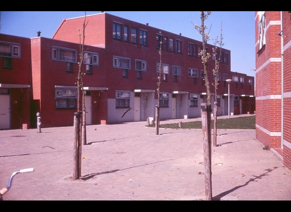 Hoptille architect Loerakker Rijnboutt Ruijssenaars (1984)