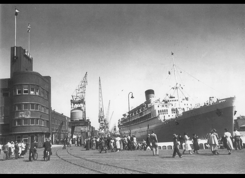 Javakade met ms Oranje van de SMN (1959)