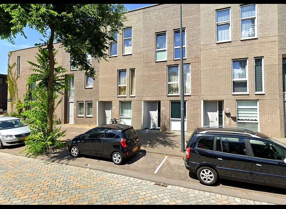 Johan Huijsenstraat 25-31 (2020)