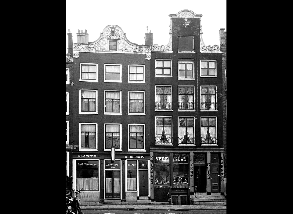 Kadijksplein 15 verfhandel en schildersbedrijf, 16 café billard Union bar (1961)