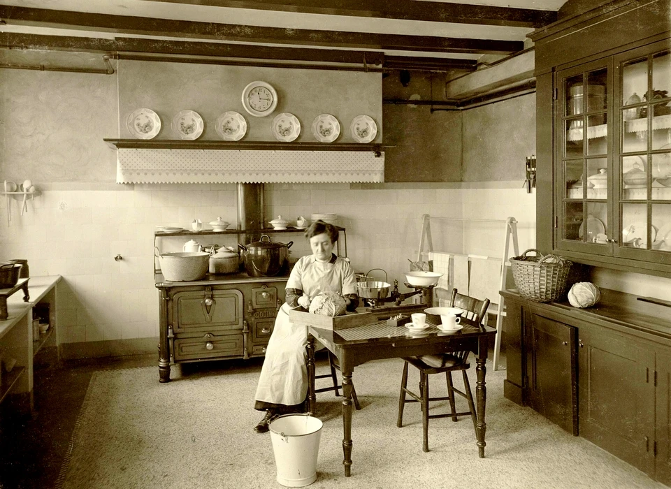 Kadijksplein 17-18 Zeemanshuis keuken (1915)