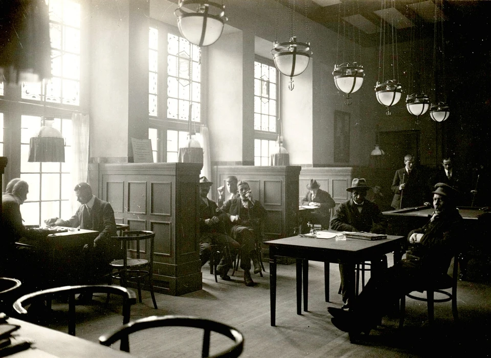 Kadijksplein 17-18 Zeemanshuis sociëteitsruimte (1915)