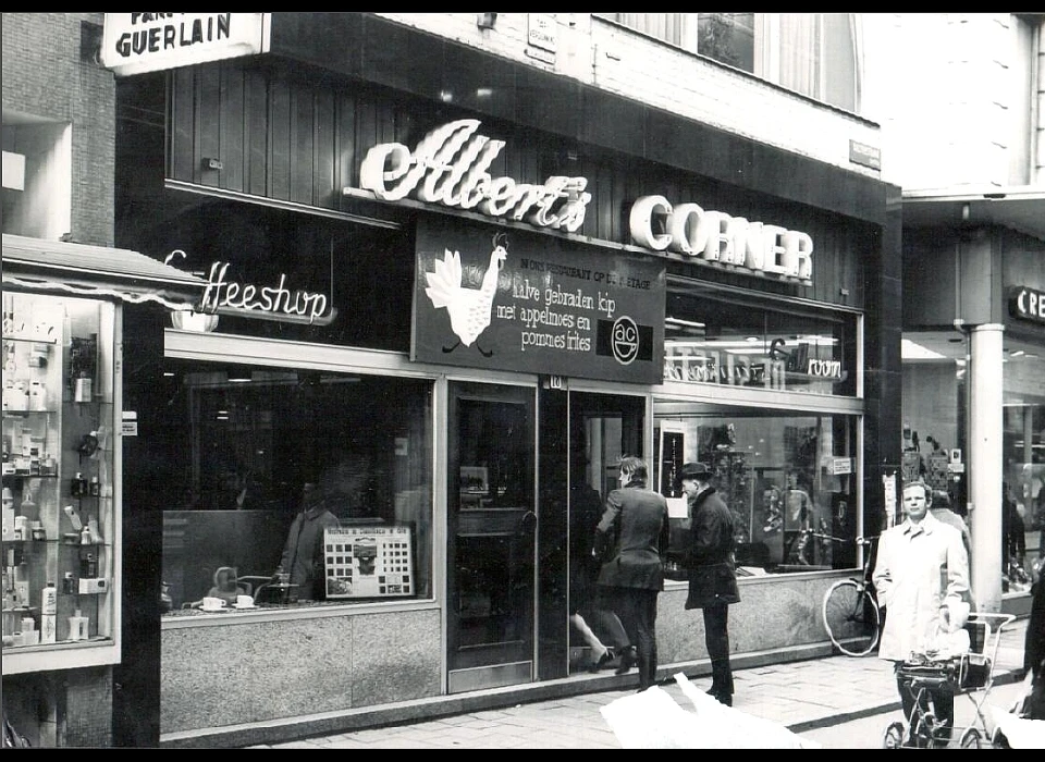 Kalverstraat 18 Alberts Corner (circa.1960)