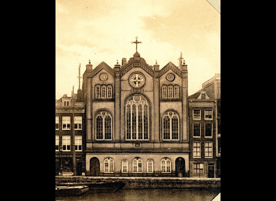Rokin 168 huiskerk het Boompje gevelstenen zijn weggewerkt achter de hardstenen puibalk (1911)