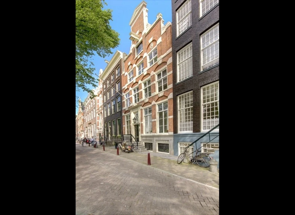 Keizersgracht 133 het Wapen van Benscop trapgevel