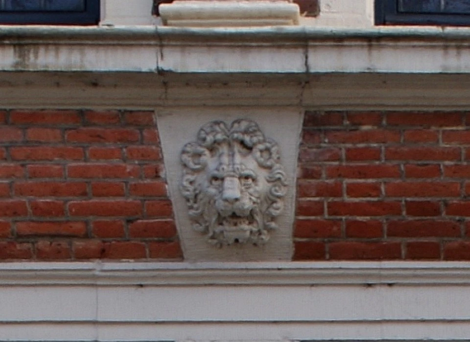 Keizersgracht 123 Huis met de Hoofden leeuwenmasker