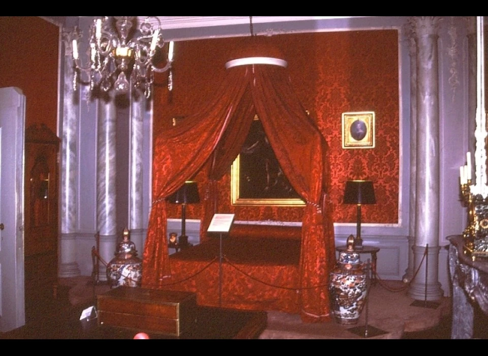 Keizersgracht 672 Rode slaapkamer (2003)