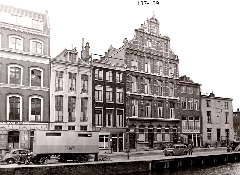 Kloveniersburgwal 133-143 Hotel Bego (1956)