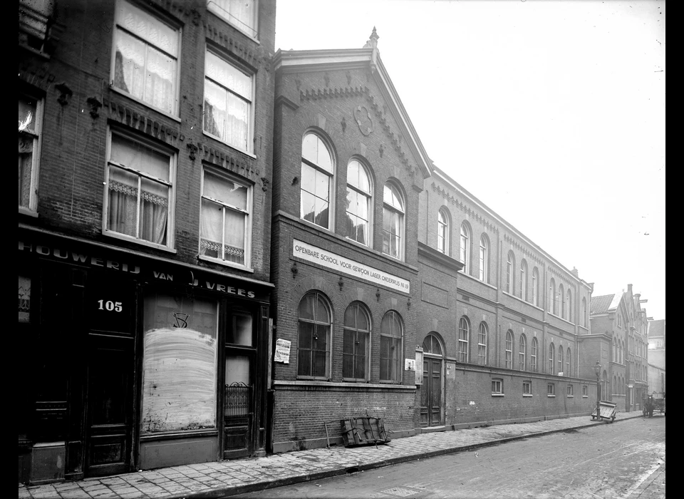 Laurierstraat 105-109 openbare school voor glo (1931)