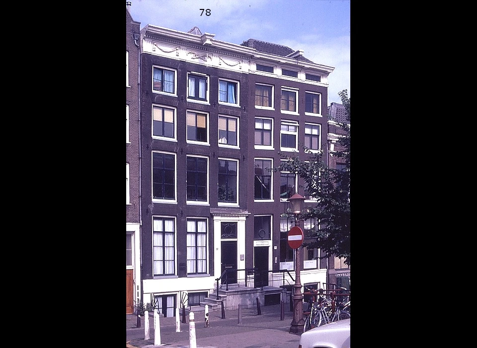 Singel 78 lijstgevel zonder fronton ca.1800 (1991)