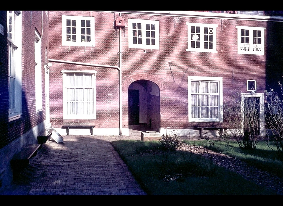 Lindengracht 149-163 Suyckerhoff binnenplaats (1975)