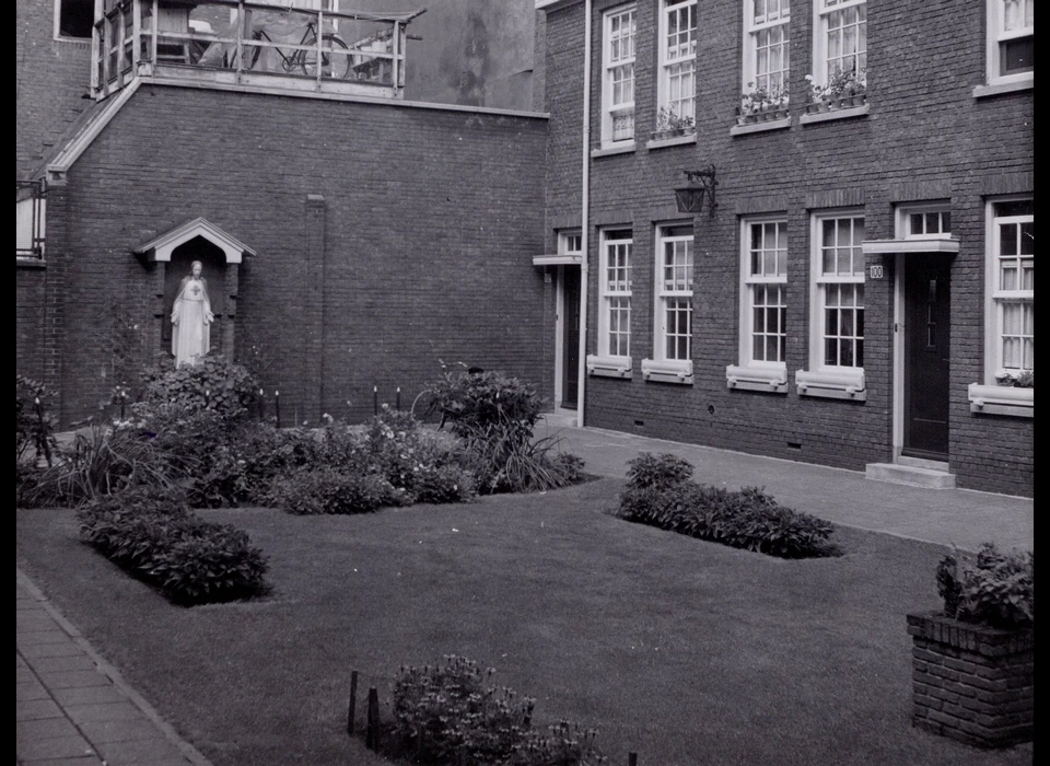 Lindengracht 94-112 Lindenhof binnenplaats (1950)