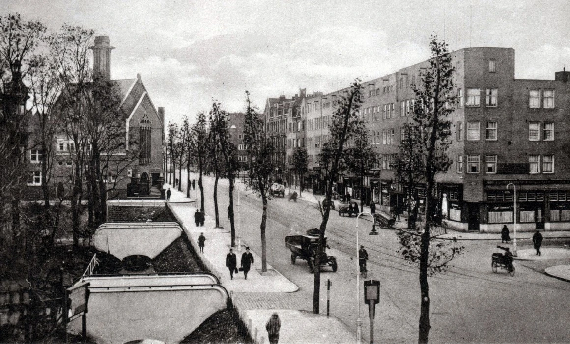 Linnaeusstraat 119 1930c Synagoge-Oost