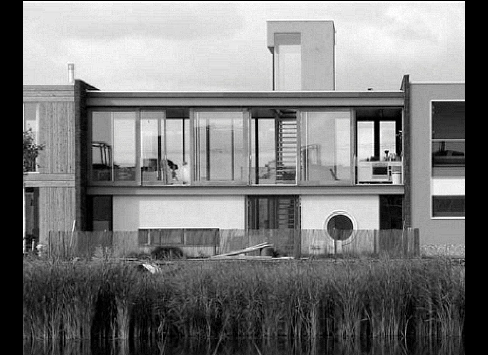 Lisdoddelaan 13 vanaf waterzijde, architect: Kerssens de Ruiter Architecten (2004)