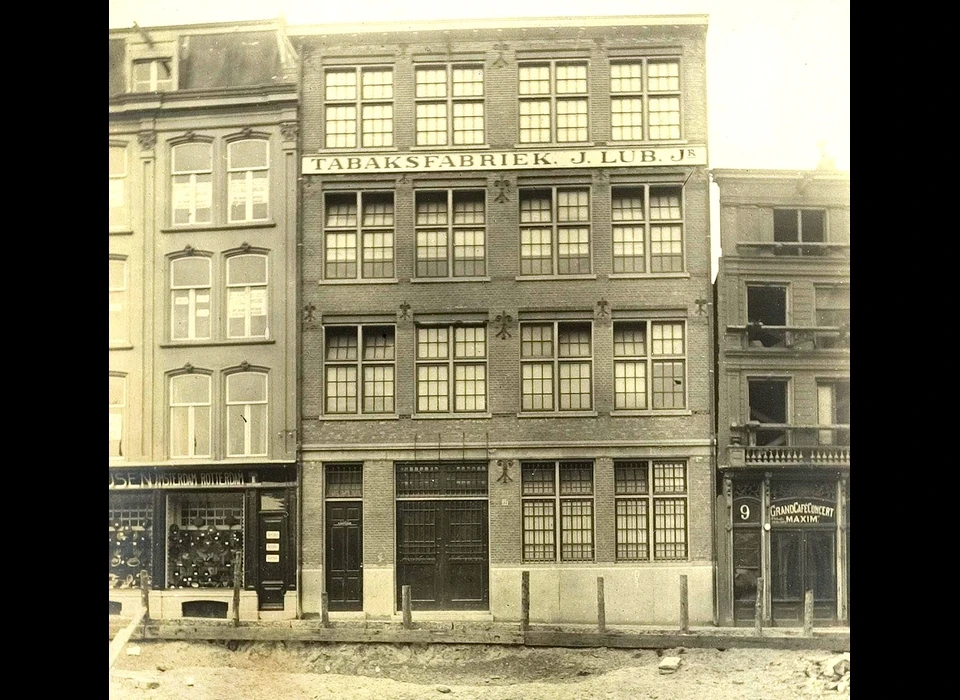Nes 5-7 Tabaksfabriek J.Lub (1911)