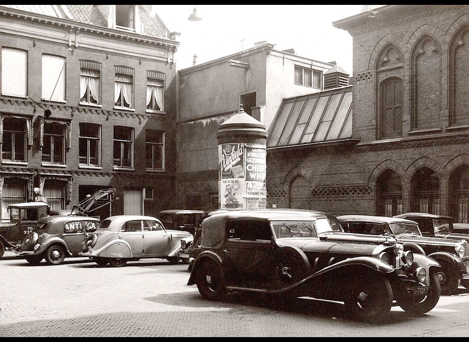 Nes 45 Nesplein 1939 ()