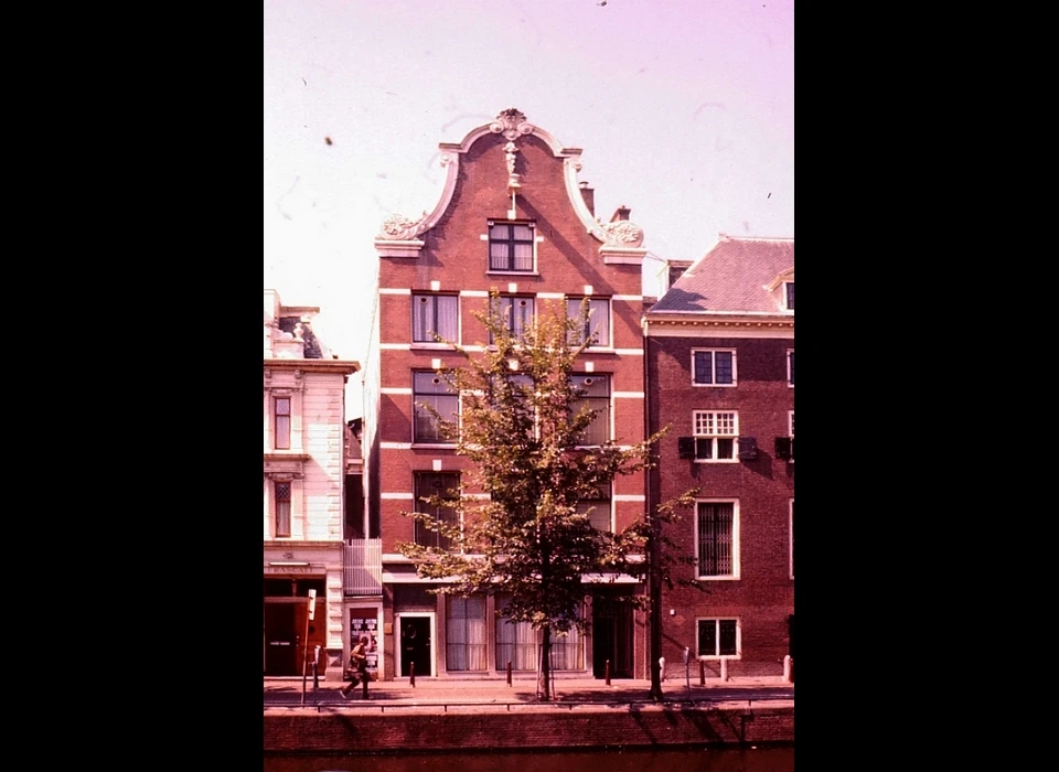 Oudezijds Voorburgwal 302 (1976)