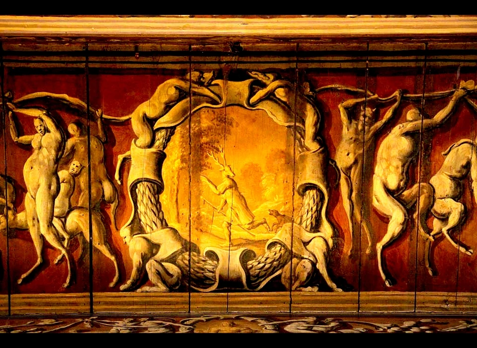 Nieuwe Doelenstraat 16 beschildering plafond na de restauratie (2013)