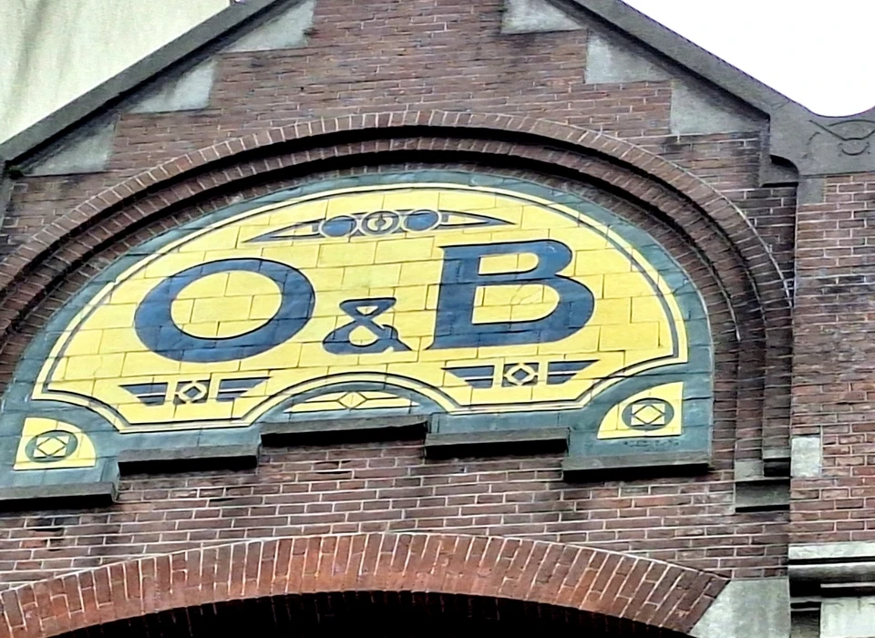 Nieuwe Doelenstraat 20-22 tekst O&B (Ontvang- en Betaalbank) in top (2025)