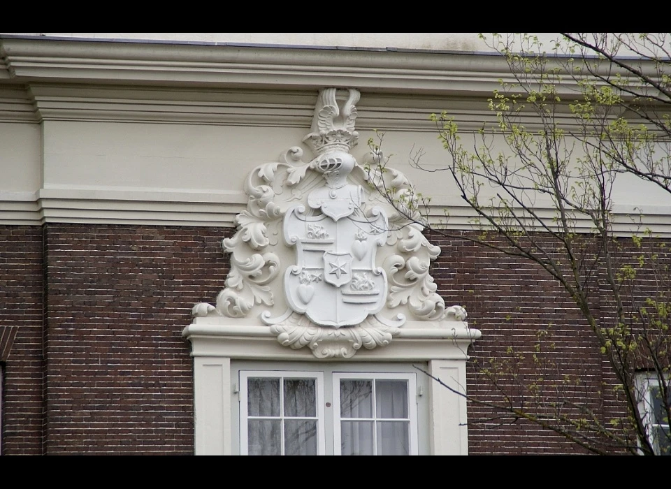 Nieuwe Keizersgracht 28-44 Brants Rushofje familiewapen