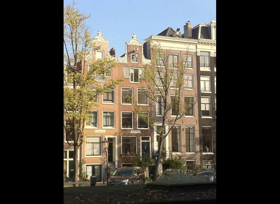 Nieuwe Keizersgracht 57-61 halsgevel lijstgevel