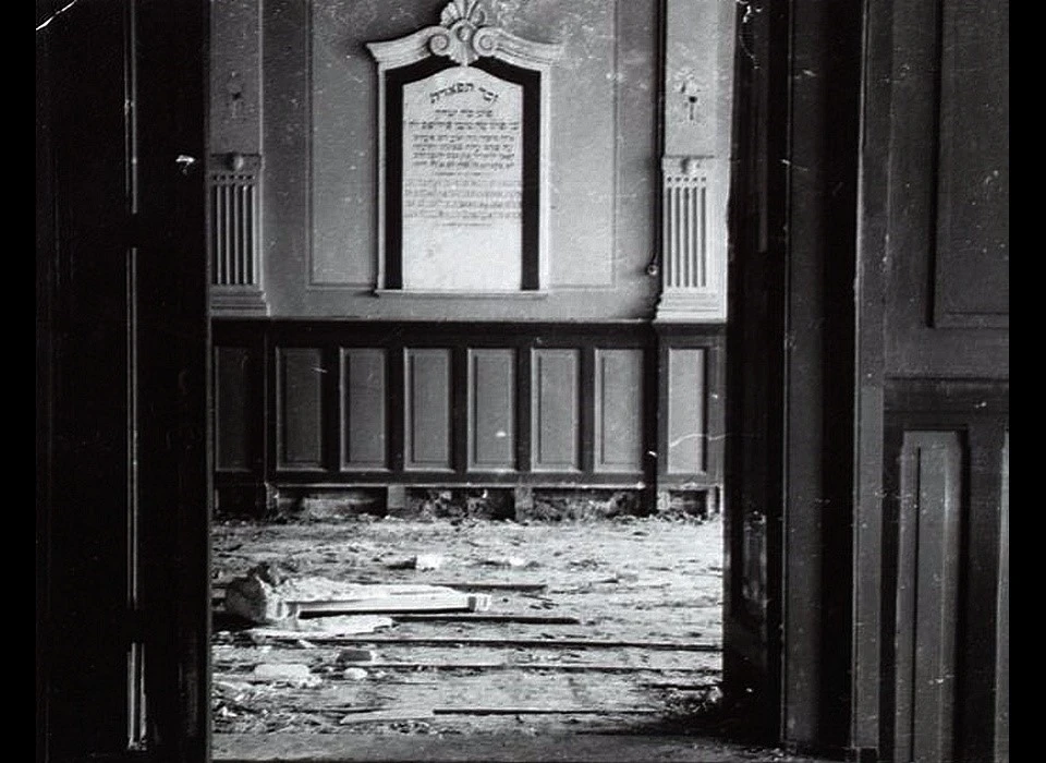 Nieuwe Keizersgracht 104-114 1945 synagoge Ned.Isr.Ziekenhuis