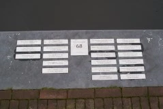 Nieuwe Keizersgracht 68, struikelstenen