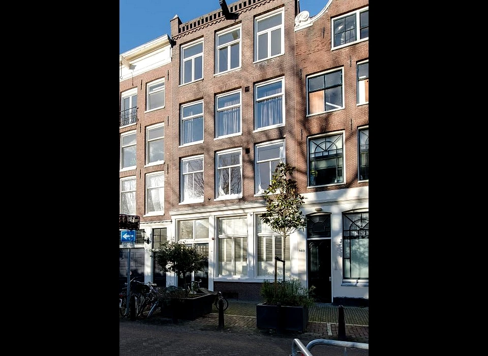 Nieuwe Kerkstraat 147 in het benedenhuis was de Matrozensjoel van de vereniging Rino oe-Tefillo (2018)