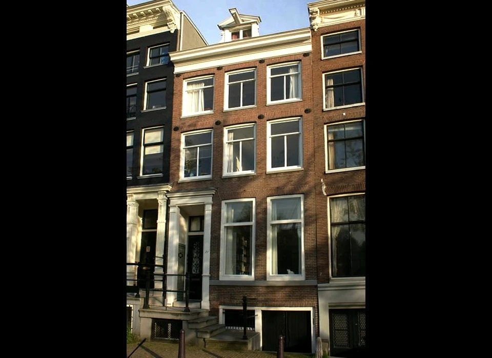 Prinsengracht 21 lijstgevel (2014)