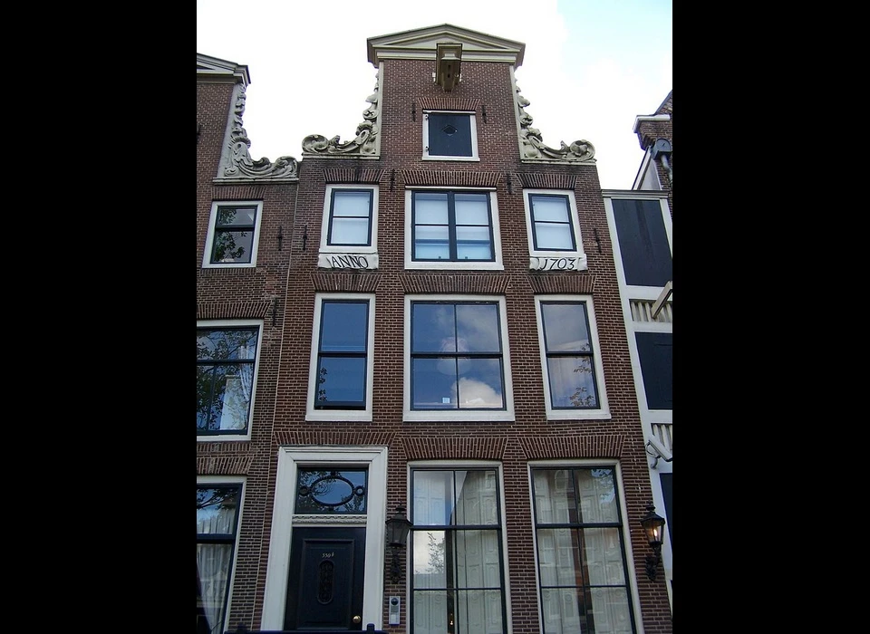 Prinsengracht 550 top halsgevel (2011)