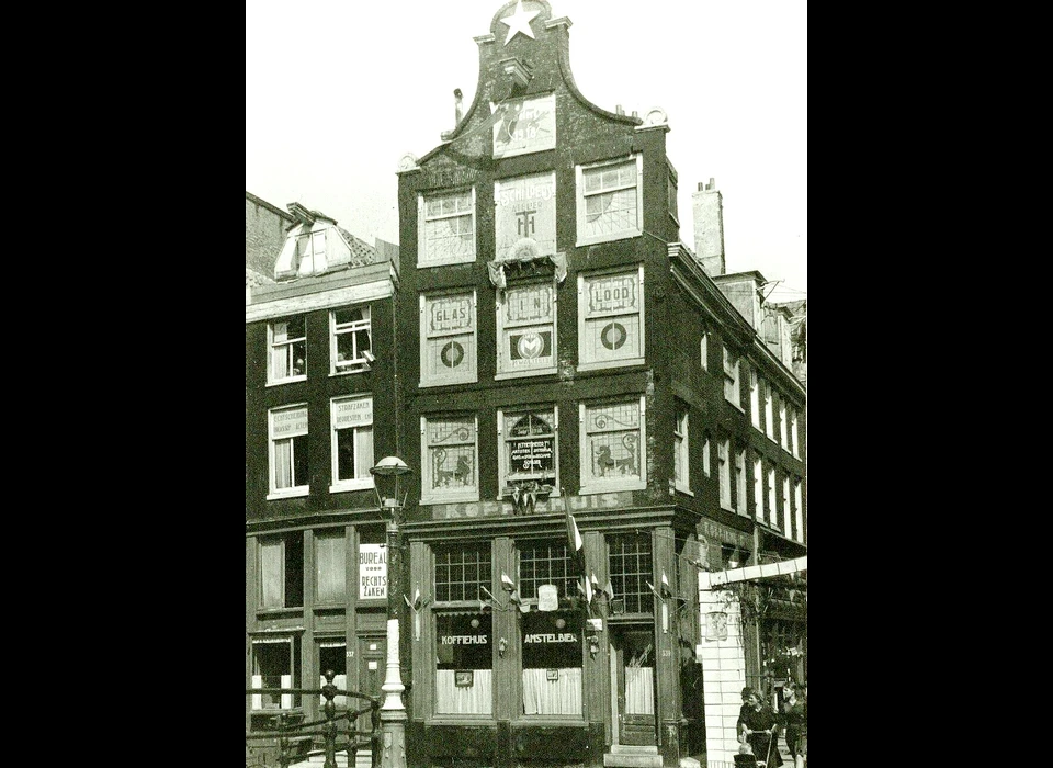 Prinsengracht 339 koffiehuis Theijsmeijer (ca.1945)