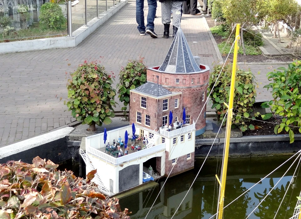 Prins Hendrikkade 94-95 Schreierstoren in Madurodam (Den Haag) (2020)