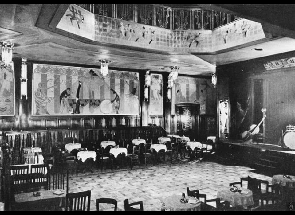 Reguliersbreestraat 26-28 theater Tuschinski dancing La Gaîté (1927)