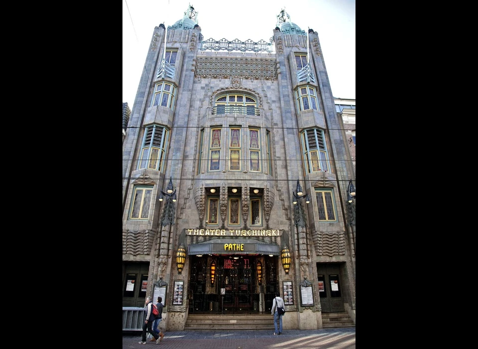 Reguliersbreestraat 26-28 theater Tuschinski (2011)