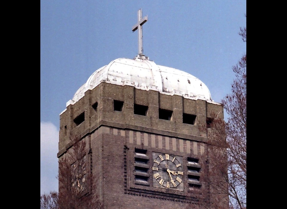 Rijnstraat 93 Thomas van Aquinokerk (1980)