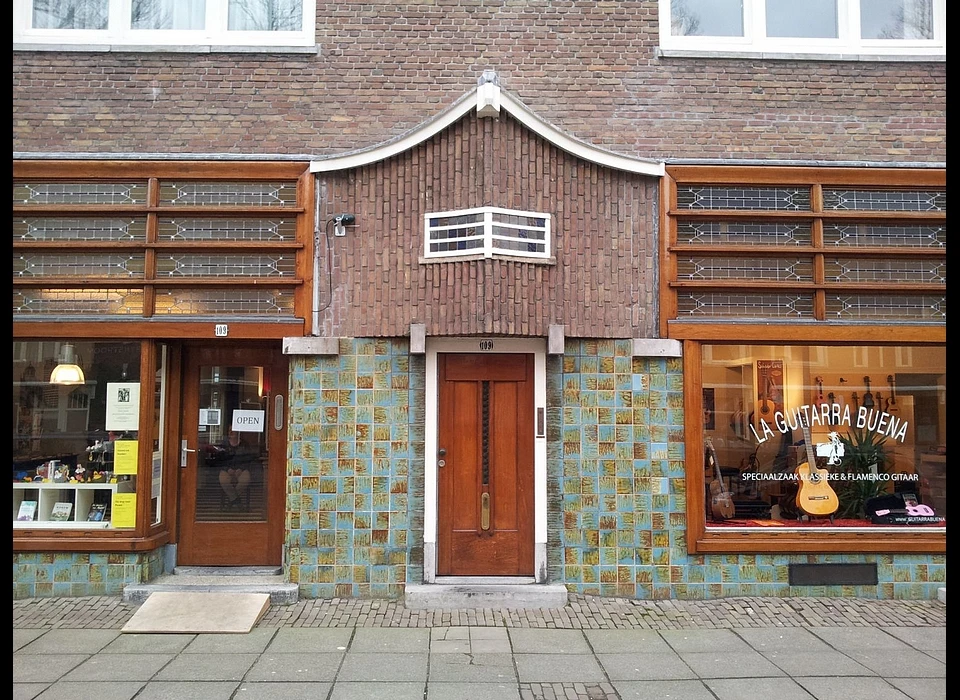 Rijnstraat 109-111 Amsterdamse Schoolstijl (2013)