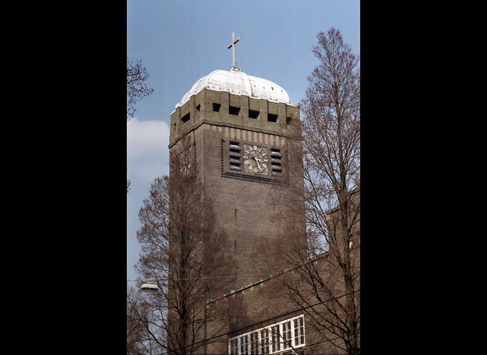 Rijnstraat 93 Thomas van Aquinokerk (1980)