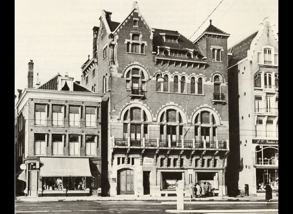 Rokin 102 1950c gebouw Leesmuseum als veilinghuis Mak van Waay