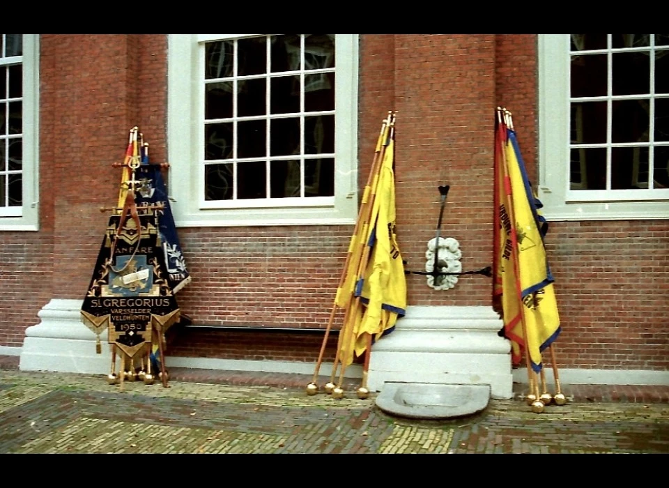 Kalverstraat 92 binnenplaats schutterij presentatie