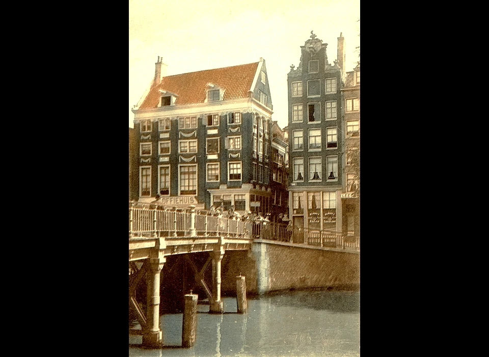 Singel 83-85 Huis de Swaen (1908)