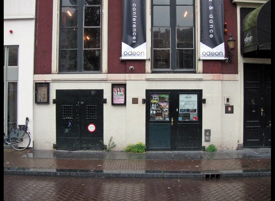 Singel Odeon Toegang tot de kelder (2011)